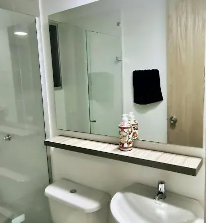 Apartamento Hermoso Apartamento En Vac Con Piscina Y Balcon Parque Heredia Flamenco *