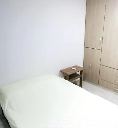 Hermoso Apartamento En Vac Con Piscina Y Balcon Parque Heredia Flamenco Cartagena