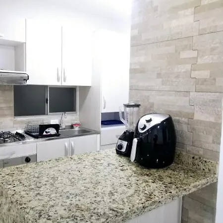 Apartamento Hermoso Apartamento En Vac Con Piscina Y Balcon Parque Heredia Flamenco
