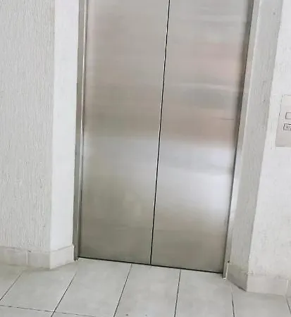 Hermoso Apartamento En Vac Con Piscina Y Balcon Parque Heredia Flamenco *